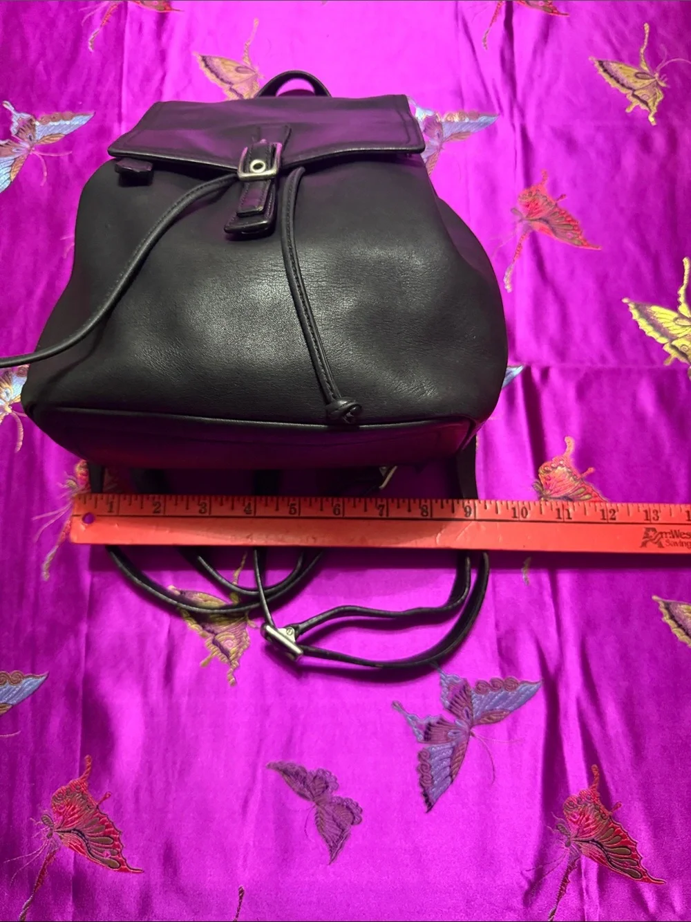 Vtg. Coach Hampton Legacy Black Leather Drawstring Flap Backpack